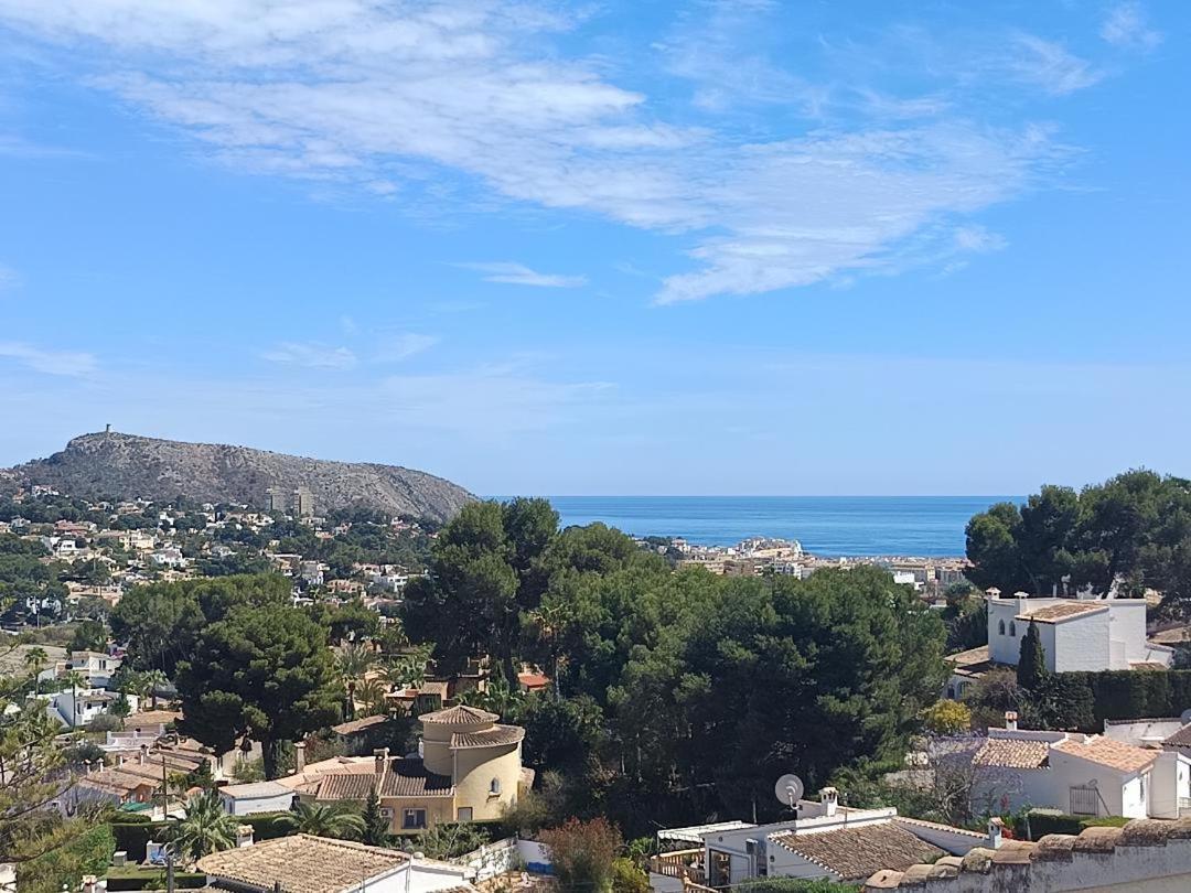 Atico-Penthouse En Moraira Con Vistas Al Mar Apartment Teulada Bagian luar foto